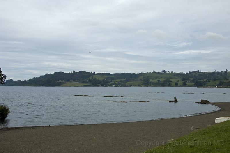 20071219 143937 D2X 4200x2800.jpg - The sandy beaches of Frutillar, a German settlement